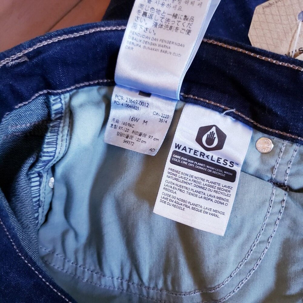 Levi's 415 Classic Boot Cut Sculpt Hypersoft Women Stretch Denim Jeans Size 16W - Picture 13 of 16